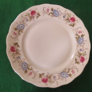 Favolina-Karolina Dinner Plate Marjorie Pattern 1