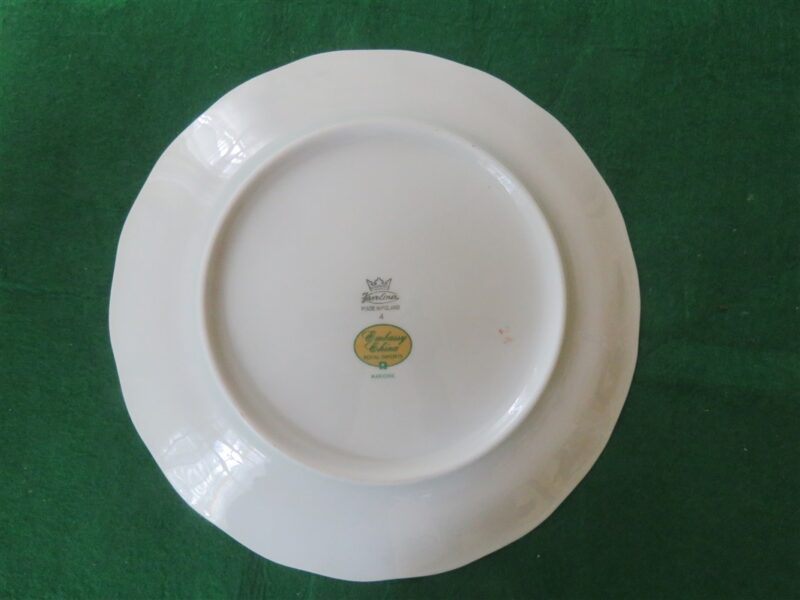 Favolina-Karolina Dinner Plate Marjorie Pattern 3