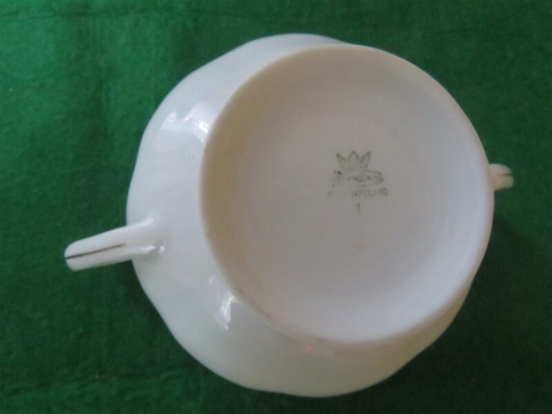 Favolina-Karolina Creamer & Sugar Bowl with Lid Marjorie Pattern 7