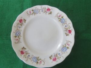 Favolina-Karolina Salad Plate Marjorie Pattern 1