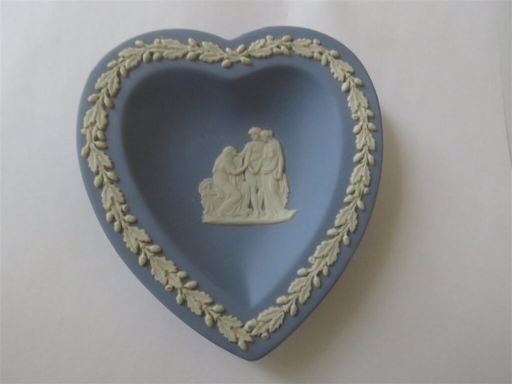 Wedgwood Heart Shaped Blue Trinket Tray 1