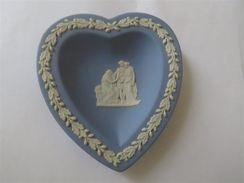 Wedgwood Heart Shaped Blue Trinket Tray 1