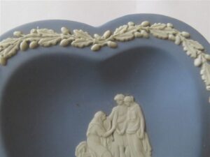 Wedgwood Heart Shaped Blue Trinket Tray 2