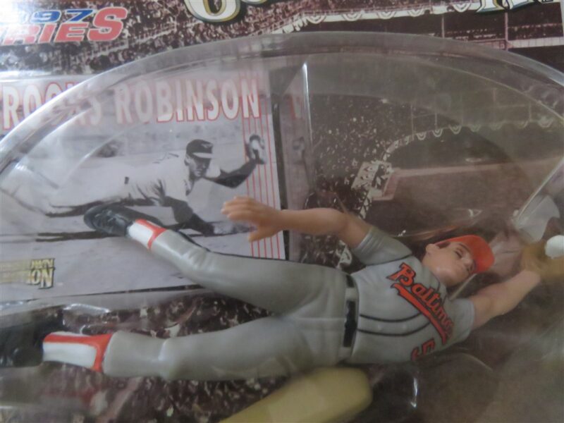 Brooks Robinson Cooperstown Collection Starting Lineup Baltimore Orioles Action Figure 2