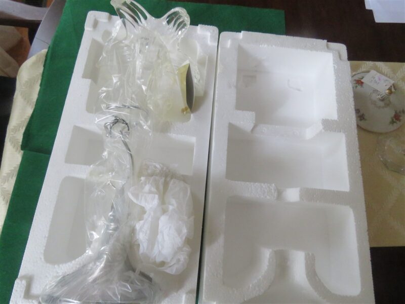 Oneida Bud VaseAmaryllis Silverplate And Glass Clear glass 3