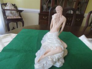 Lenox Sculpture Daybreak Woman At The Pond 2