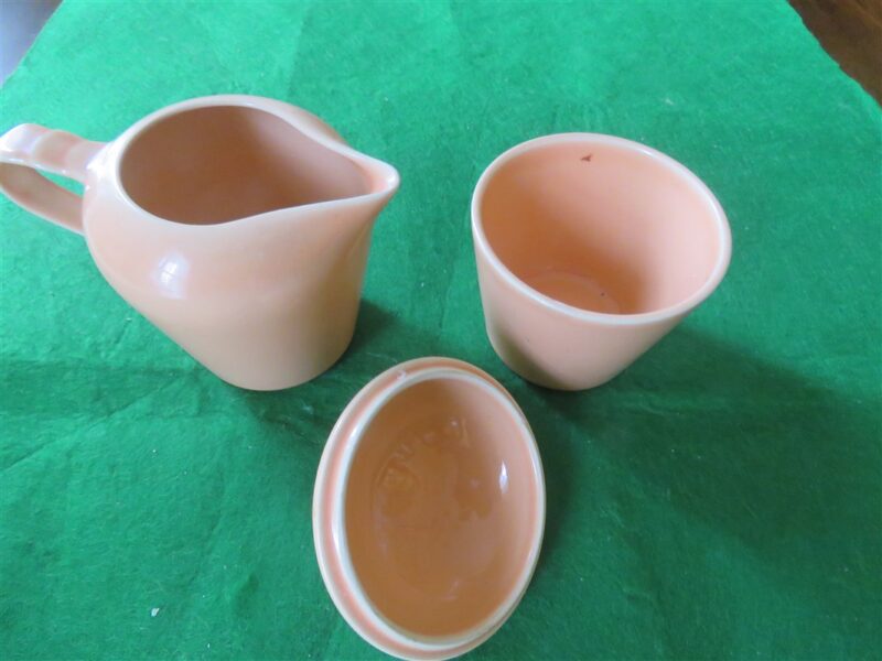 Arita Schulptura Peach Sugar Bowl & Creamer 2