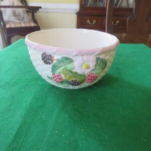 Portuguese Majolica Basketweave Barbotine Bowls  Soup Bowls 1