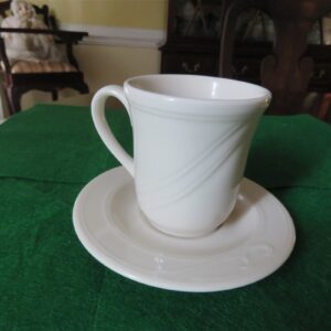 cup & saucer Homer Laughlin Licria 14