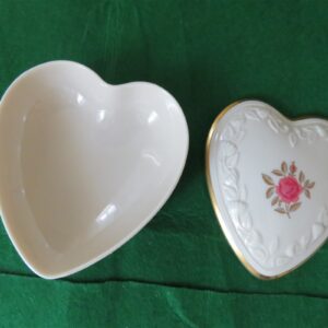 Lenox trinket box with lid 12