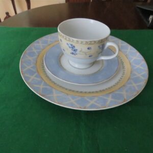Heritage Mint Enchanted Garden 1