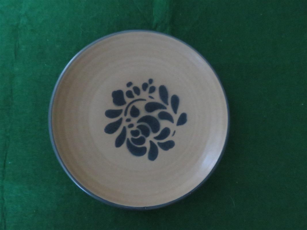 101114L1 (1067 x 800) Folk Art pattern, Stoneware Early salt-glazed pottery 1