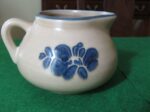 Pfaltzgraff Folk Art USA Blue Tan Gravy Bowl. 1980-1989 Stoneware 2