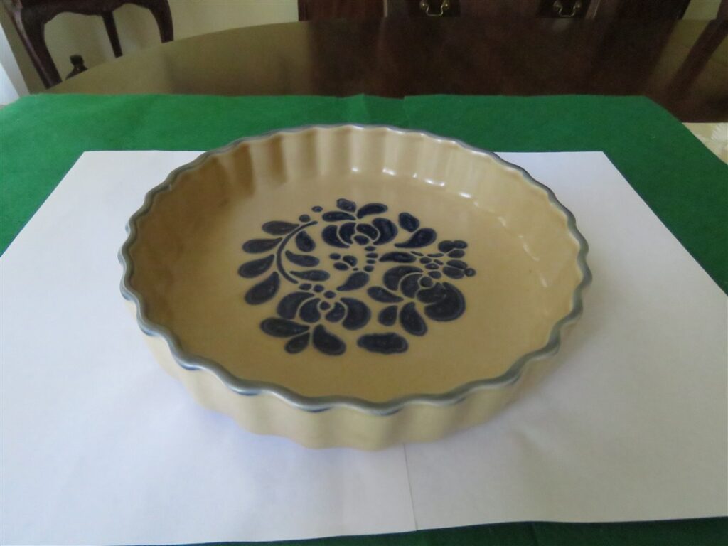 Pfaltzgraff Folk Art Quiche Dish USA 3