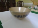 Pfaltzgraff Folk Art Mixing Bowl USA Blue Tan 458. a