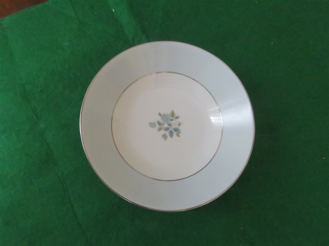 101179L1 (1067 x 800) Soup Bowl Harvard Rose by Noritake 1