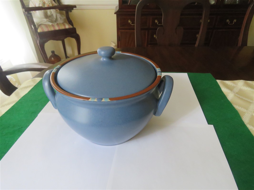 101191L1 (1067 x 800) Dansk Mesa Blue covered crock pot with matching lid 1