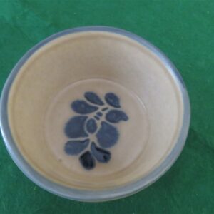 Vintage Pfaltzgraff Folk Art ramekin 211