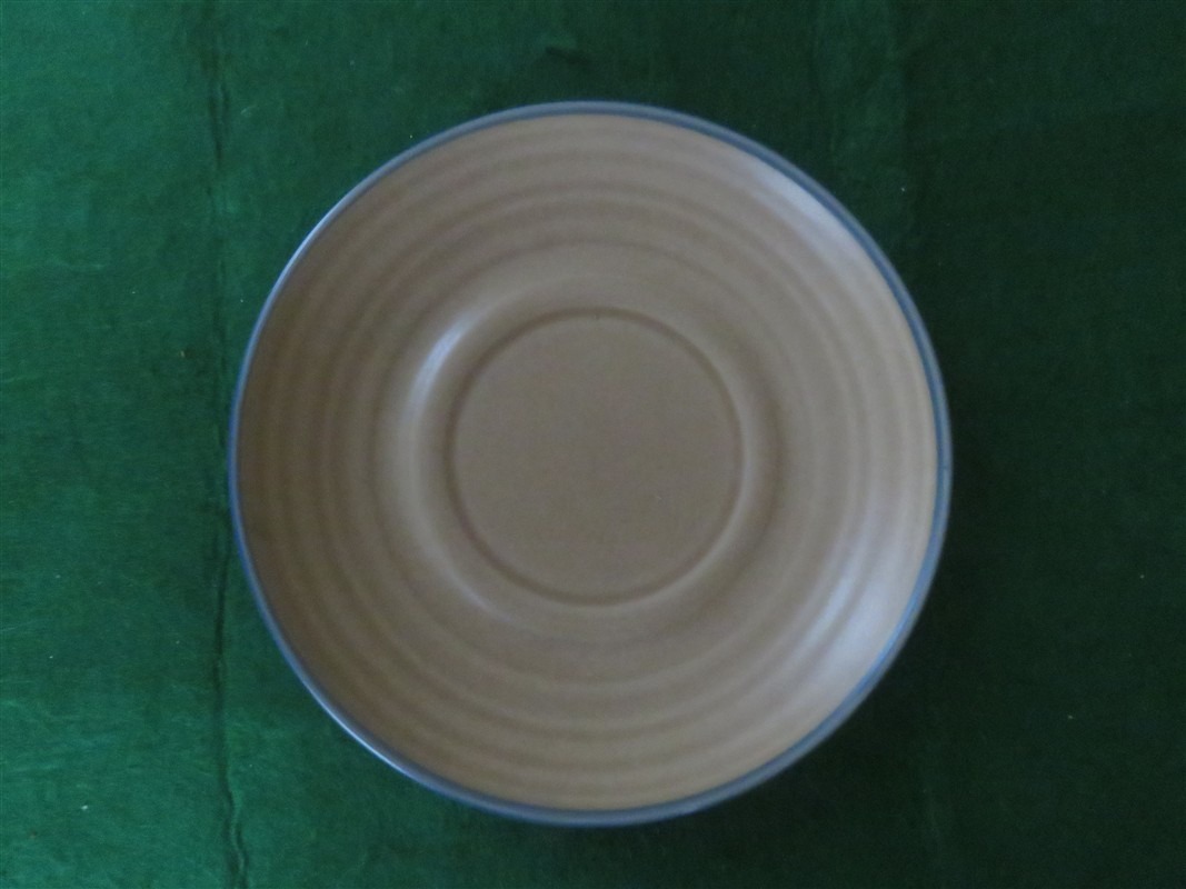 101205L7 (1067 x 800) Pfaltzgraff Folk Art Cup & Saucer Stoneware Blue Tan USA Vintage 7