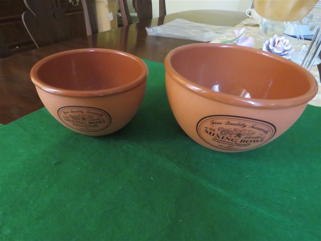 101208L1 (1067 x 800) Portuguese mixing bowls 1